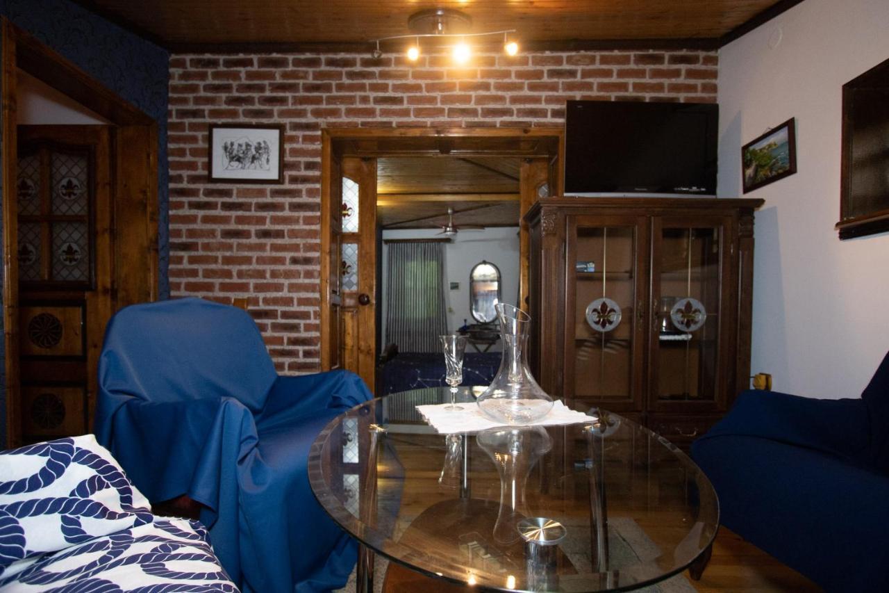 Старата Баkалия The Old Grocery, Guest Rooms Balcsik Kültér fotó