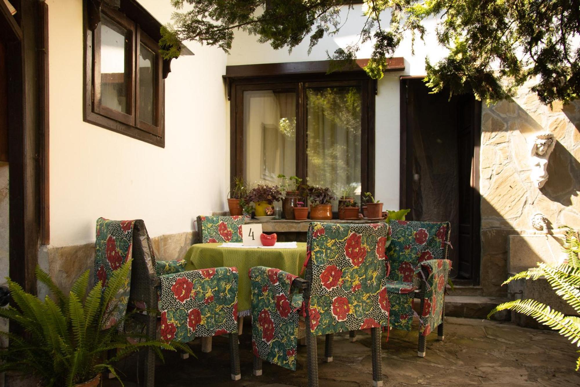 Старата Баkалия The Old Grocery, Guest Rooms Balcsik Kültér fotó