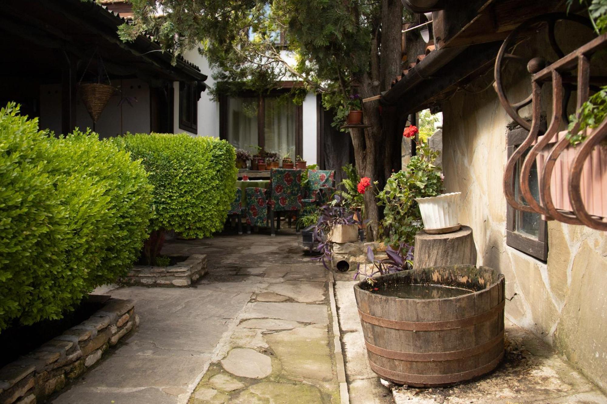 Старата Баkалия The Old Grocery, Guest Rooms Balcsik Kültér fotó