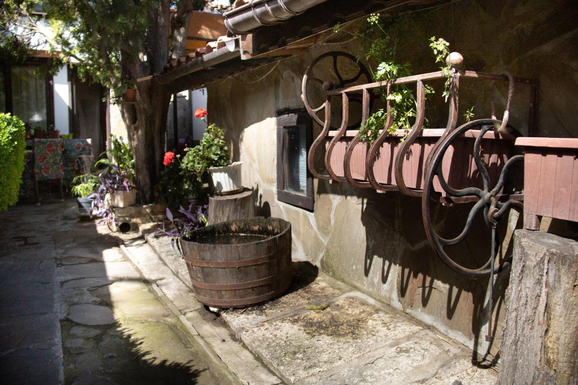 Старата Баkалия The Old Grocery, Guest Rooms Balcsik Kültér fotó